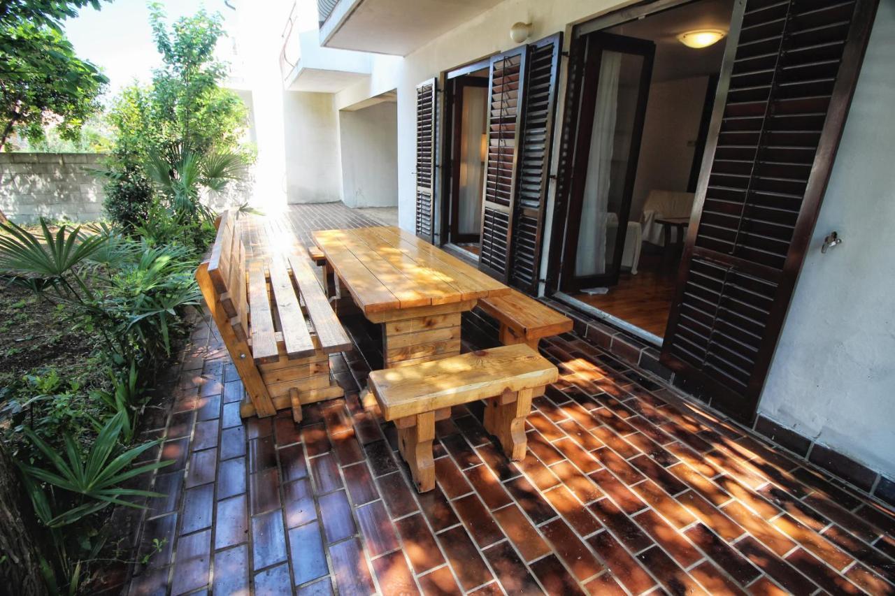 Holiday House Casa Maria 罗维尼 外观 照片