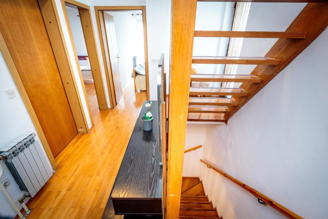Holiday House Casa Maria 罗维尼 外观 照片