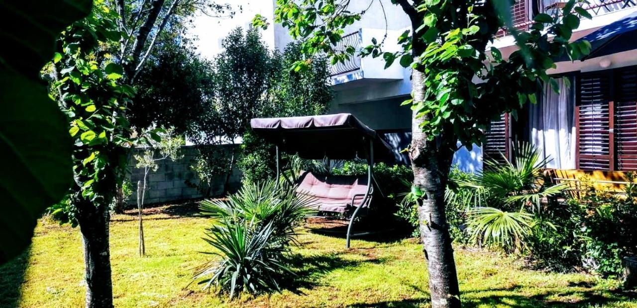 Holiday House Casa Maria 罗维尼 外观 照片